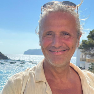 Speaker - Luis Delignat